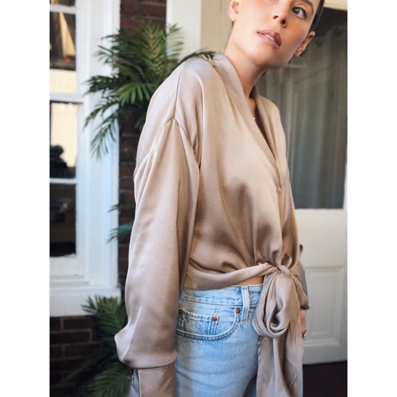 KLY Tie Front Blouse Top - Taupe - Picture 6 of 8